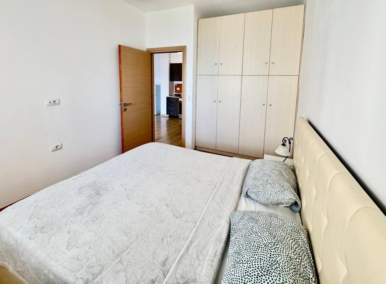 4 Seasons Sea View Apartment Sarande Ngoại thất bức ảnh